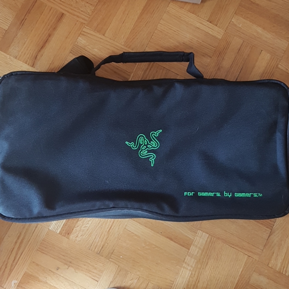 Razer gaming carrier bag